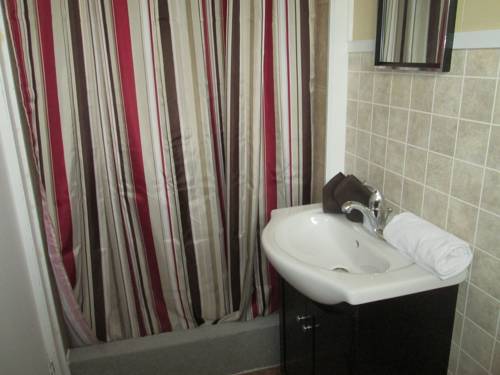 Imagen de la habitación del Hotel Edgewater Resorts - Edgewater Inn. Foto 4