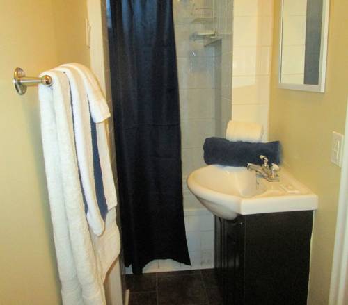 Imagen de la habitación del Hotel Edgewater Resorts - Edgewater Inn. Foto 9
