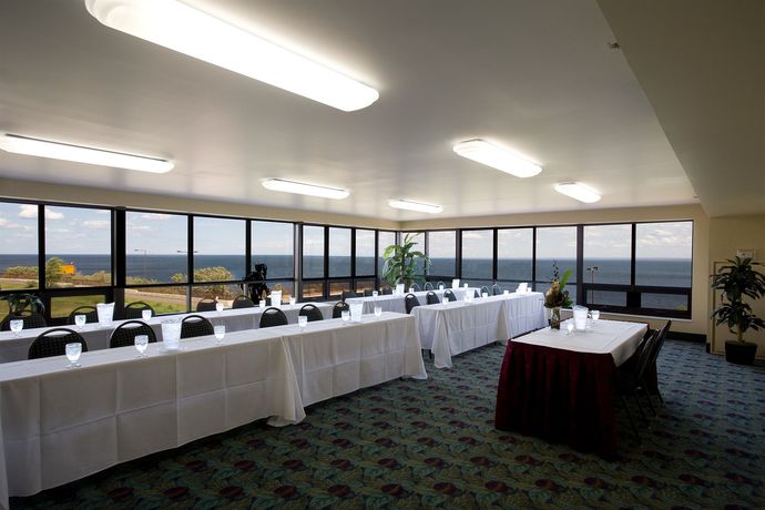 Imagen de la piscina del Hotel Edgewater and Waterpark. Foto 15