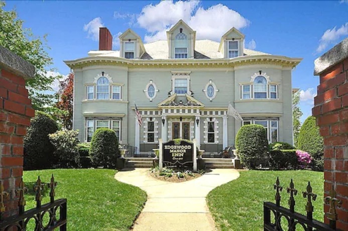 Imagen general del Hotel Edgewood Manor. Foto 1