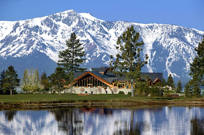 Imagen de los exteriores del Hotel Edgewood Tahoe Resort. Foto 5