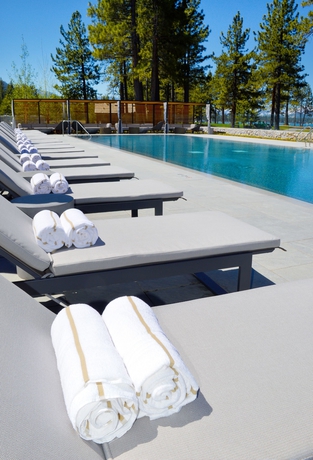Imagen de la piscina del Hotel Edgewood Tahoe Resort. Foto 15