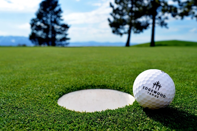 Imagen de los exteriores del Hotel Edgewood Tahoe Resort. Foto 8