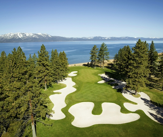 Imagen de los exteriores del Hotel Edgewood Tahoe Resort. Foto 9
