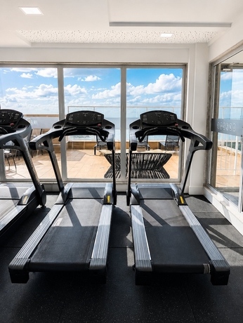Imagen de los interiores del Hotel Edif&iacute;cio Infinity by Housi. Foto 12