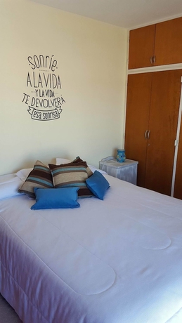 Imagen de la habitación del Hotel Edificio Catalina. Foto 4