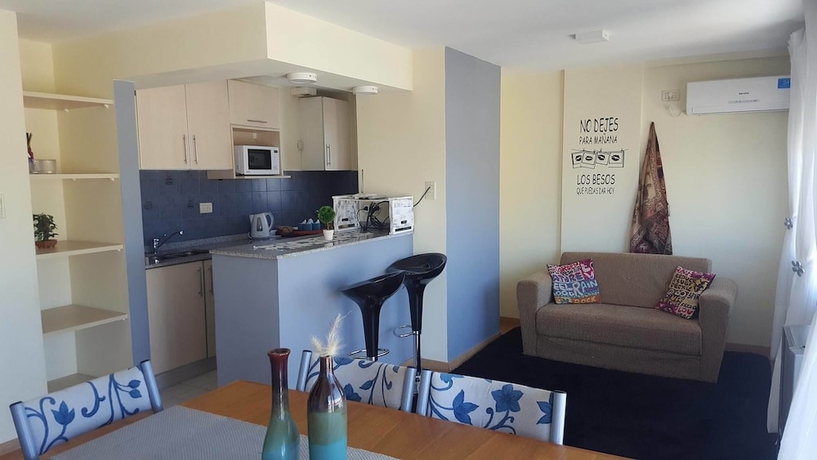 Imagen de la habitación del Hotel Edificio Catalina. Foto 11