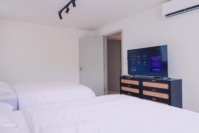 Imagen de la habitación del Hotel Edificio Do&ntilde;a Raquel. Foto 12