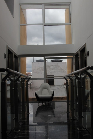 Imagen de los interiores del Hotel Edificio Monir. Foto 15
