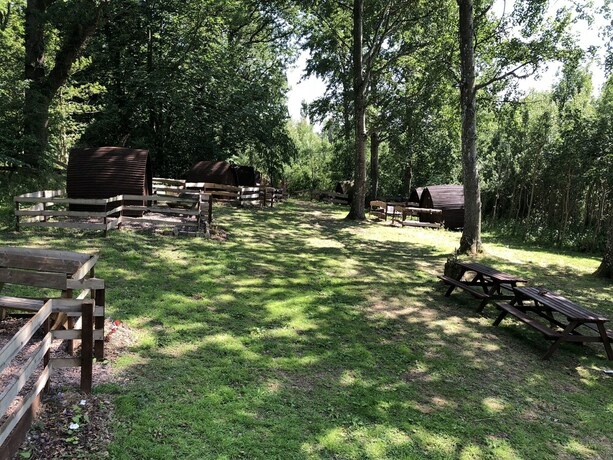 Imagen general del Hotel Edinburgh Cabin Camping. Foto 10