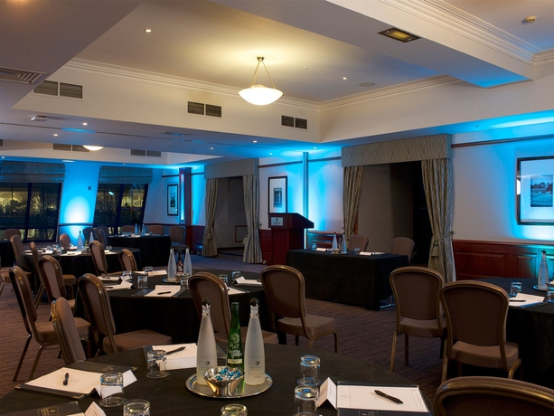 Imagen de los interiores del Hotel Edinburgh Holyrood. Foto 13