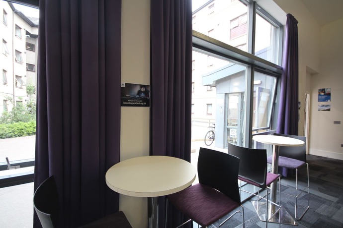 Imagen del bar/restaurante del Hotel Edinburgh Metro Youth Hostel. Foto 5