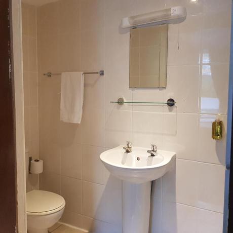 Imagen de la habitación del Hotel Edinburghhouse. Foto 3