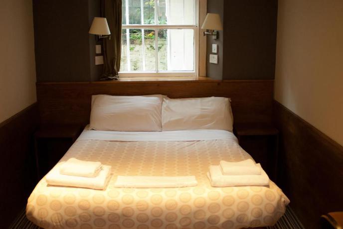 Imagen de la habitación del Hotel Edinburghhouse. Foto 4