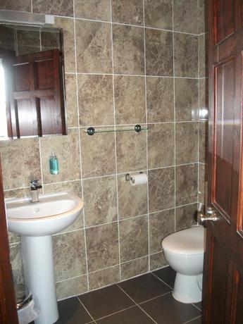 Imagen de los interiores del Hotel Edinburghhouse. Foto 11