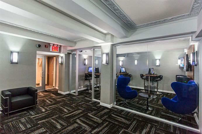 Imagen de los interiores del Hotel Edison. Foto 15