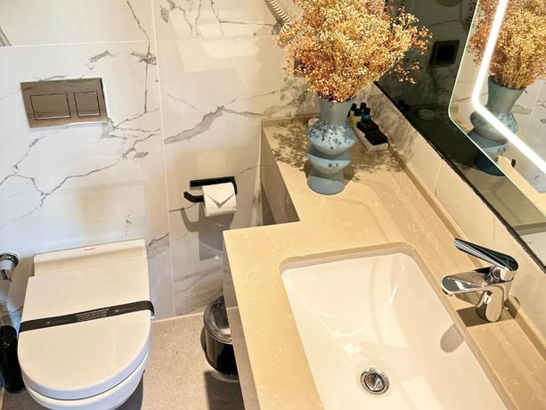 Imagen de la habitación del Hotel Edition Old City. Foto 5