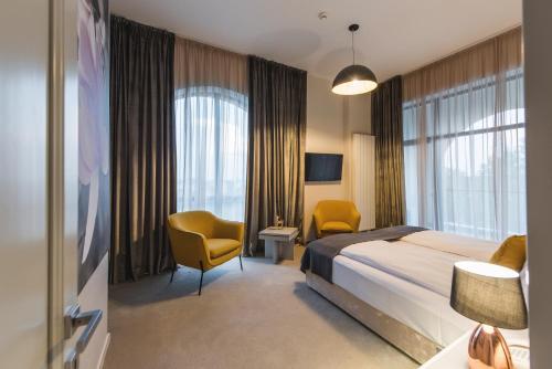 Imagen de la habitación del Hotel Edma. Foto 6
