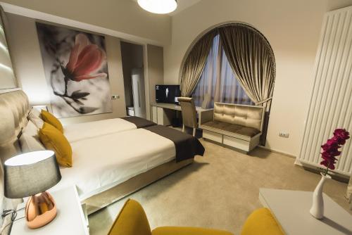Imagen de la habitación del Hotel Edma. Foto 8