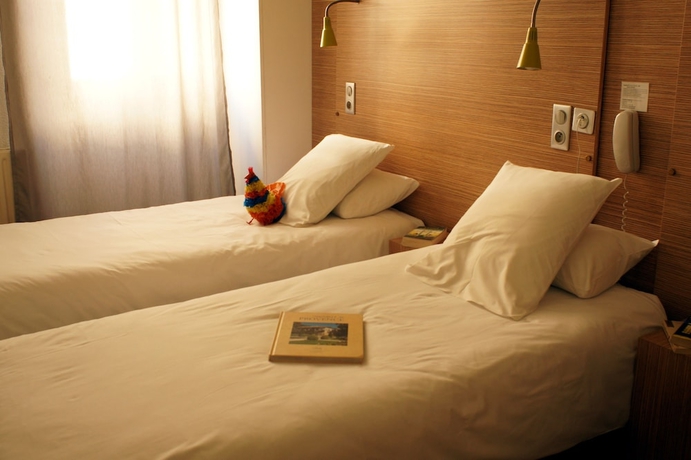 Imagen de la habitación del Hotel Edmond Rostand. Foto 5