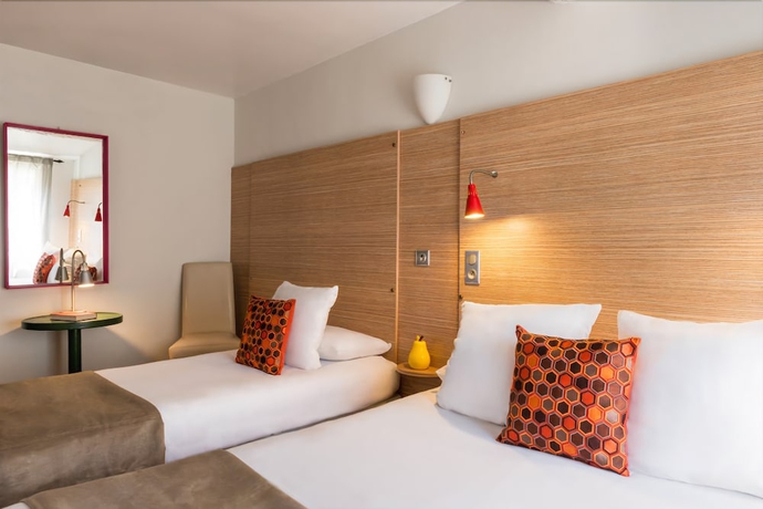 Imagen de la habitación del Hotel Edmond Rostand. Foto 12