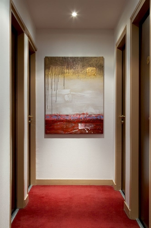 Imagen de los interiores del Hotel Edmond W. Foto 16