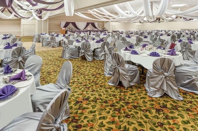 Imagen de los interiores del Hotel Edmonton Inn and Conference Centre. Foto 13