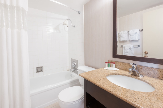 Imagen de la habitación del Hotel Edmonton Inn and Conference Centre. Foto 6