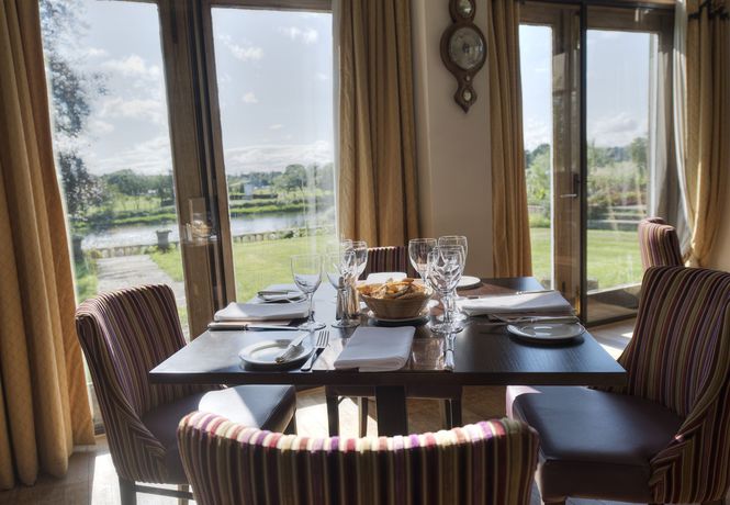 Imagen de los exteriores del Hotel Ednam House. Foto 10