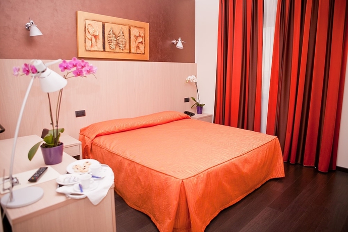 Imagen de la habitación del Hotel Edo. Foto 5