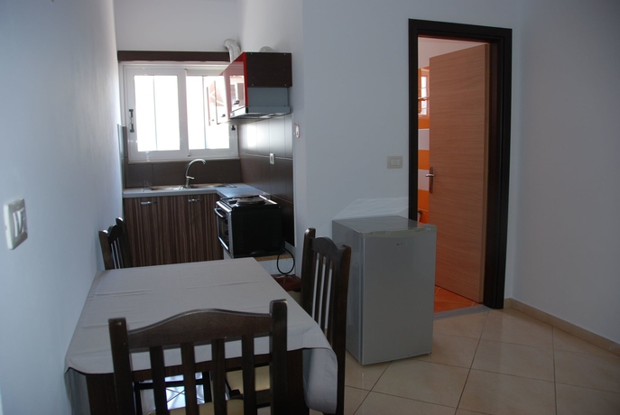 Imagen de la habitación del Hotel Edola. Foto 9