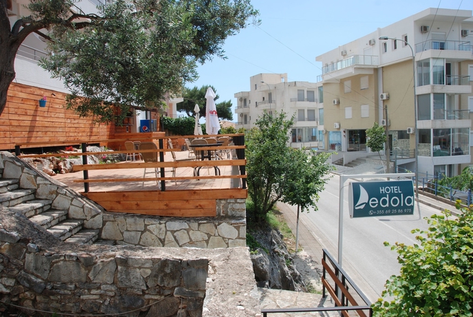 Imagen de la habitación del Hotel Edola. Foto 17