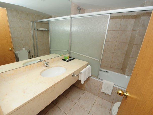 Imagen de la habitación del Hotel Edom. Foto 3