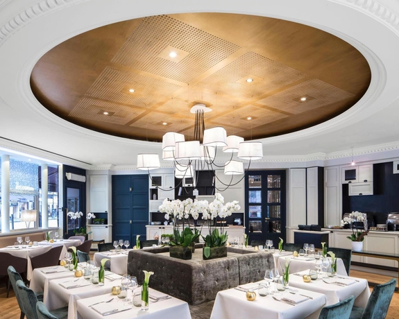 Imagen del bar/restaurante del Hotel Edouard 7 Paris Opéra. Foto 5