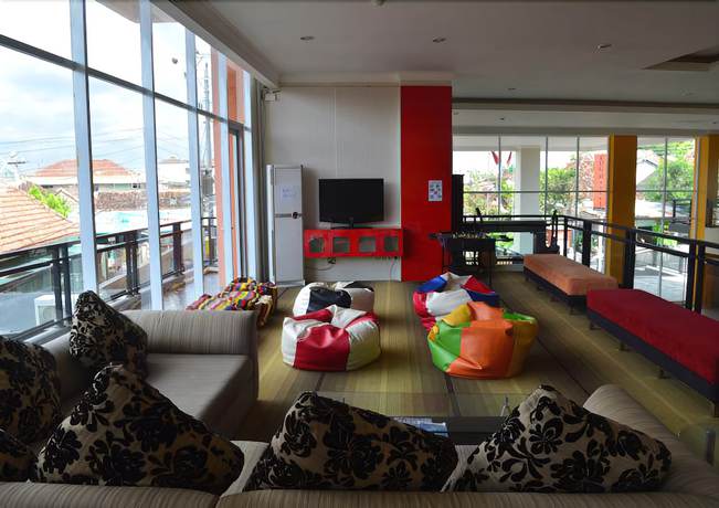 Imagen de los interiores del Hotel Edu Hostel. Foto 12