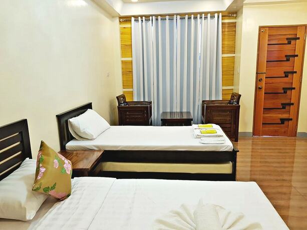 Imagen de la habitación del Hotel Eduardo's Resort. Foto 22