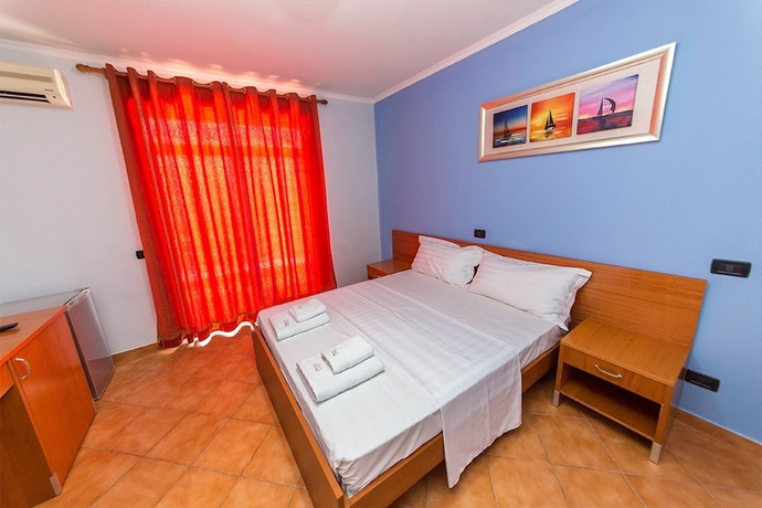 Imagen de la habitación del Hotel Edva. Foto 5