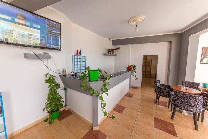 Imagen de los interiores del Hotel Edva. Foto 19