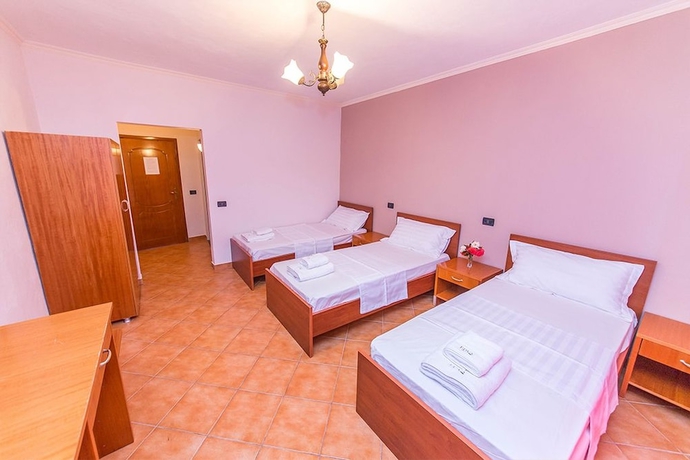 Imagen de la habitación del Hotel Edva. Foto 8