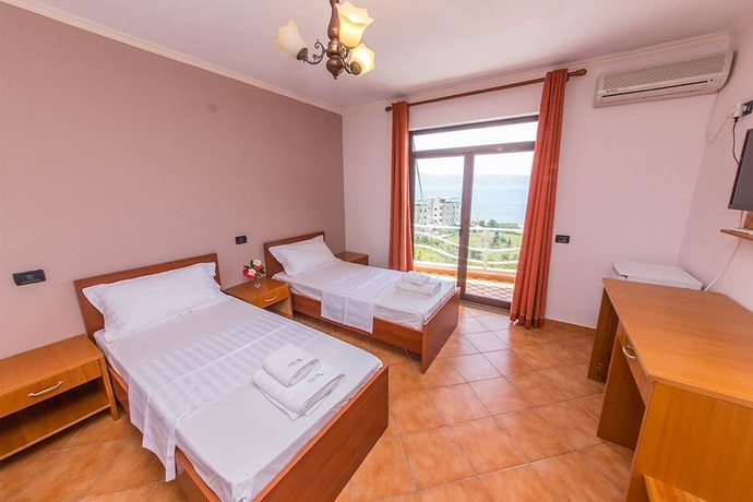 Imagen de la habitación del Hotel Edva. Foto 11