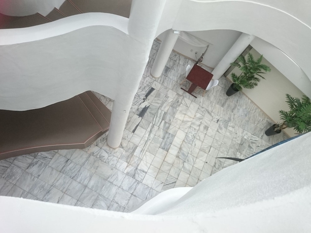 Imagen de los interiores del Hotel Eef Condominium Kumejima. Foto 16