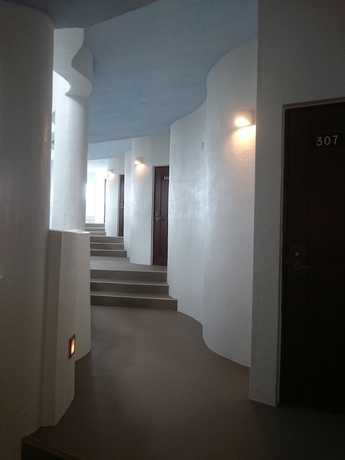 Imagen de los interiores del Hotel Eef Condominium Kumejima. Foto 18