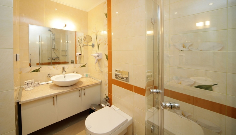 Imagen de la habitación del Hotel Efbet. Foto 6