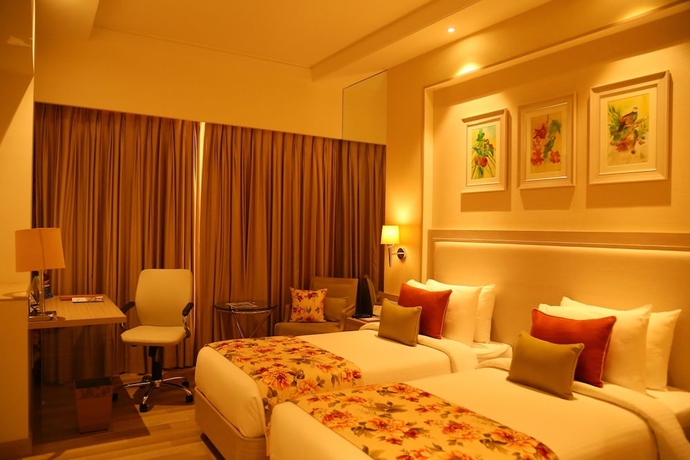 Imagen de la habitación del Hotel Efcee Sarovar Premiere Bhavnagar. Foto 2