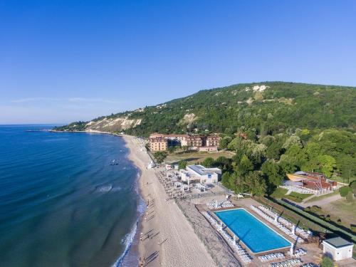Imagen general del Hotel Effect Algara Beach Resort - Ultra All Inclusive and Free Parking. Foto 2