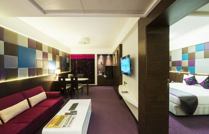 Imagen de la habitación del Hotel Effotel By Sayaji Indore. Foto 24