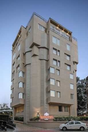 Imagen general del Hotel Effotel By Sayaji Vadodara. Foto 7