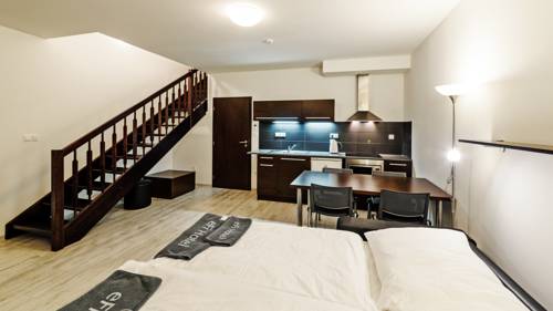 Imagen de la habitación del Hotel Efi Palace. Foto 12