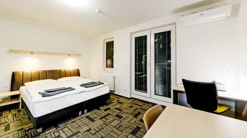 Imagen de la habitación del Hotel Efi Palace. Foto 16