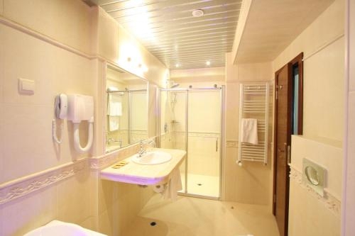 Imagen de la habitación del Hotel Efir, Stara Zagora Ciudad. Foto 6